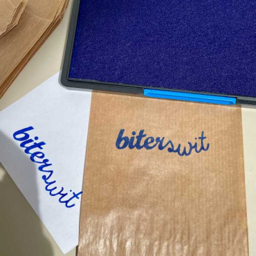 Trodat large blue ink pad 16×9 cm – navy, recycled plastic, perfect for stamping on paper & cardboard