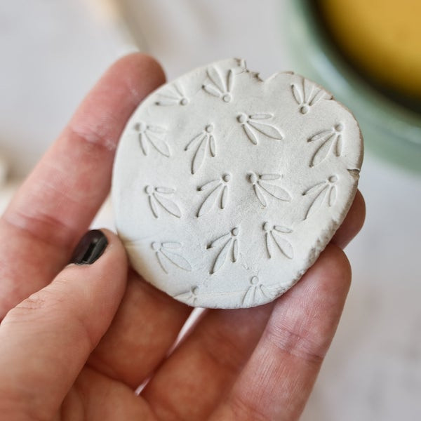 Mini folk flower stamp for clay and ceramics, perfect for decorating bowls, soap dishes and handmade jewelry Mini folk flower stamp for clay and ceramics, perfect for decorating bowls, soap dishes and handmade jewelry