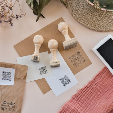 Sello personalizado QR para tarjetas, pegatinas y packaging de tu tienda o emprendimiento