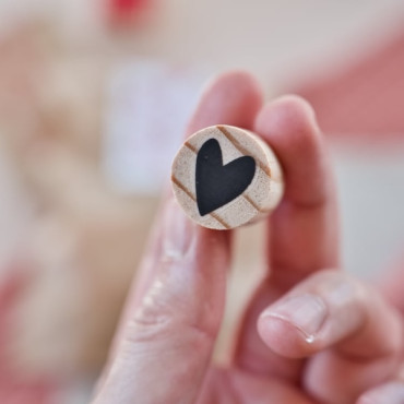 Sello de caucho corazón irregular, ideal para scrapbooking, snail mail, packaging y detalles románticos DIY