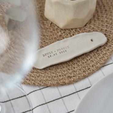 Sello de arcilla y cerámica con texto tipo máquina de escribir, dos líneas personalizables para eventos